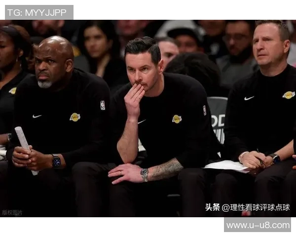 湖人替补得分惨淡遭遇惨败雷迪克需迎接严峻挑战与考验